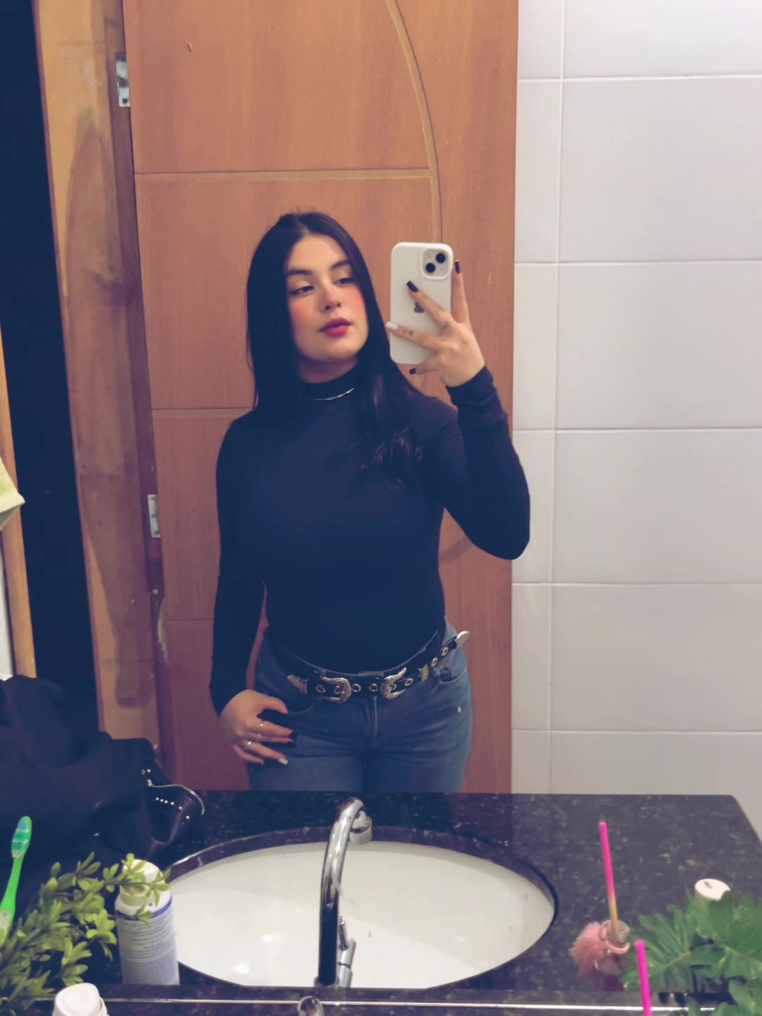 @Ana Ju
