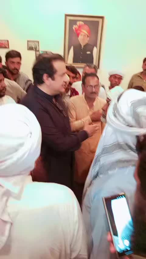 @Farooq Ahmad Bhatti
