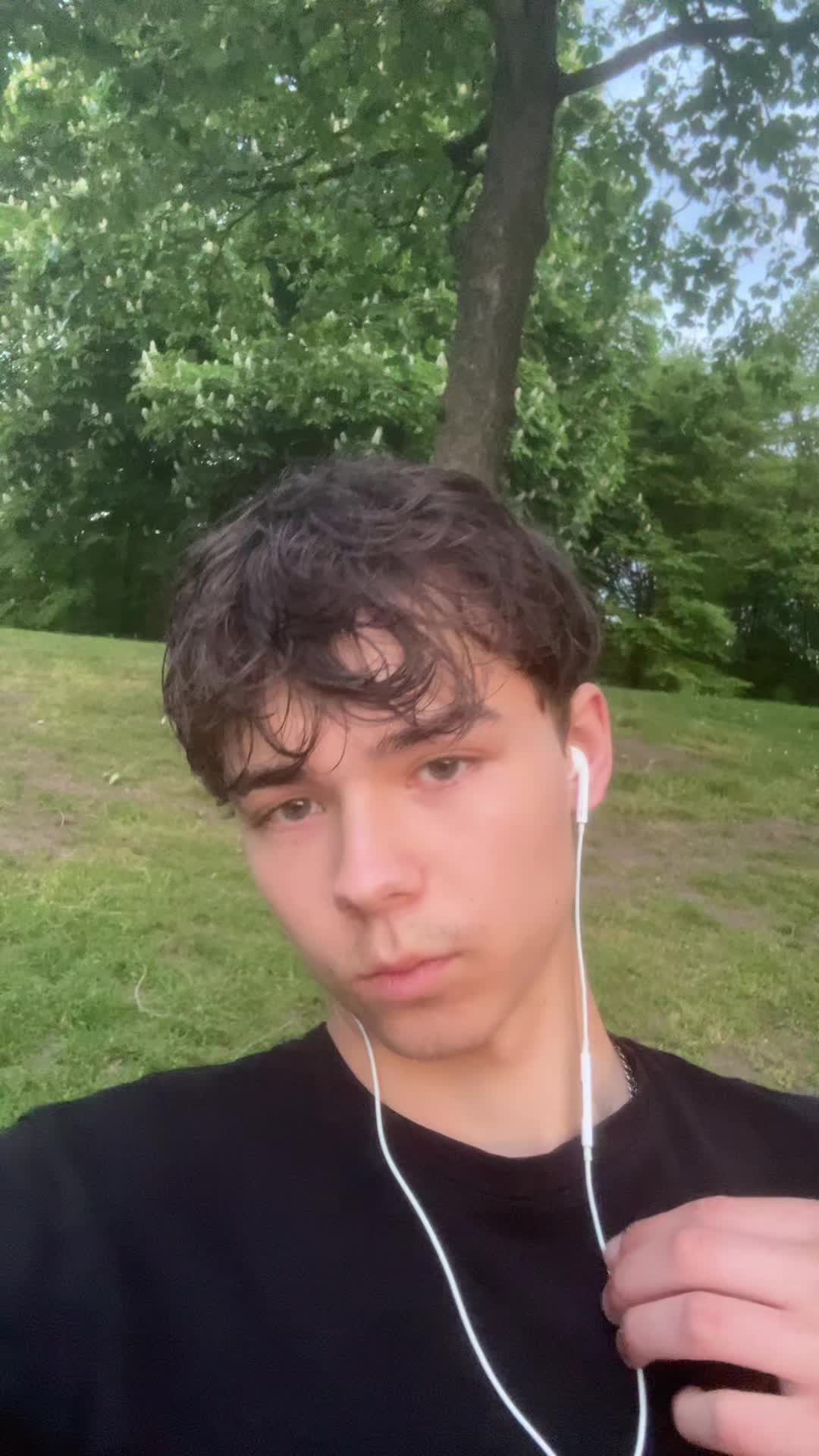 @Artjom
