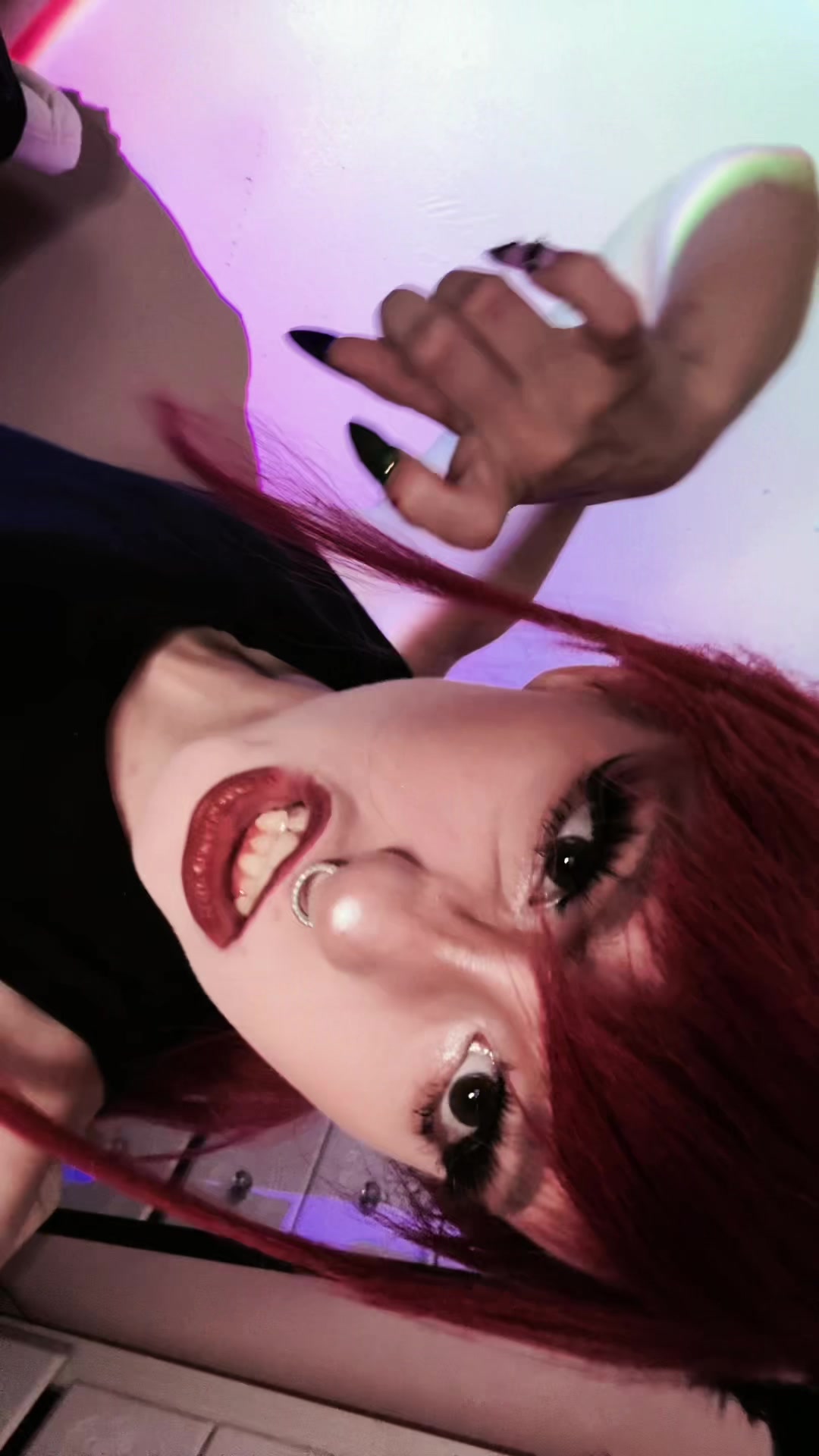 @|~ LyLy ~| HE/THEM