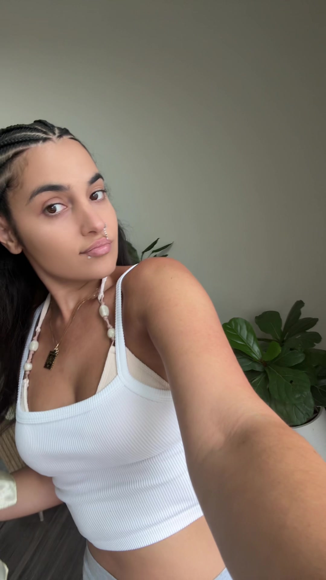 @Ari