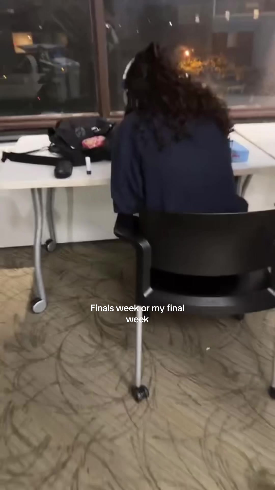 @Ava
