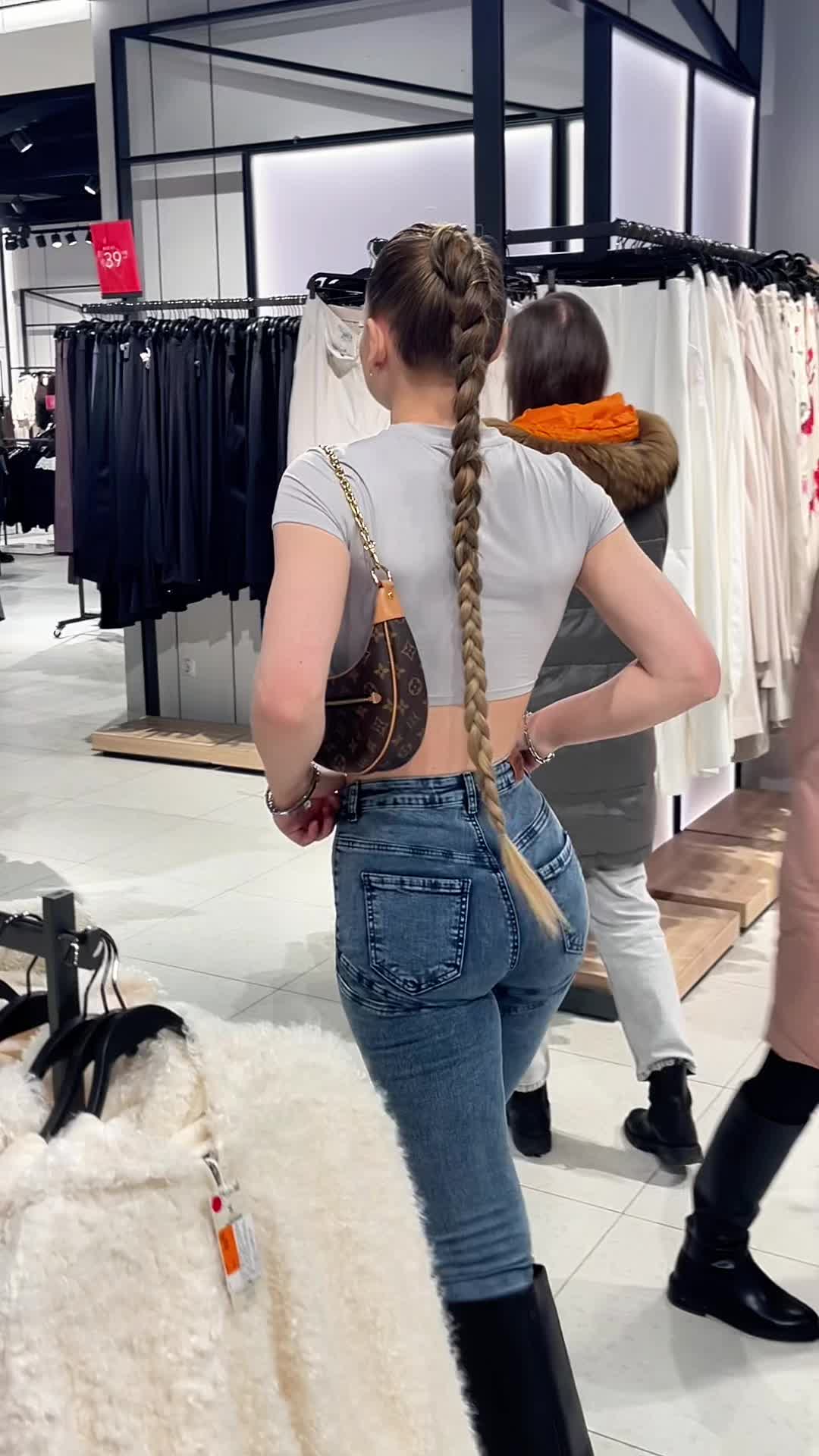 @baabyy_peach