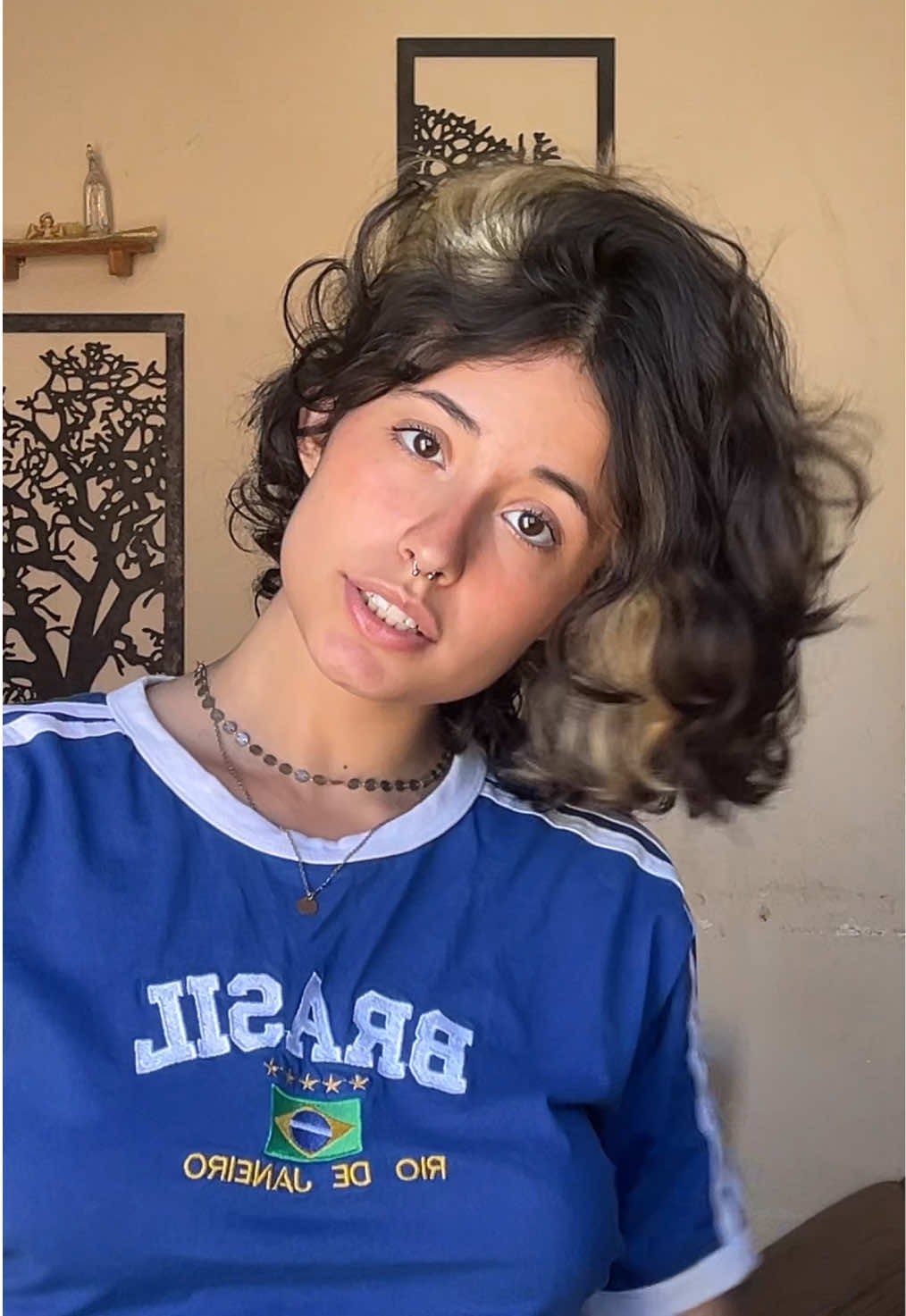 @Mayara