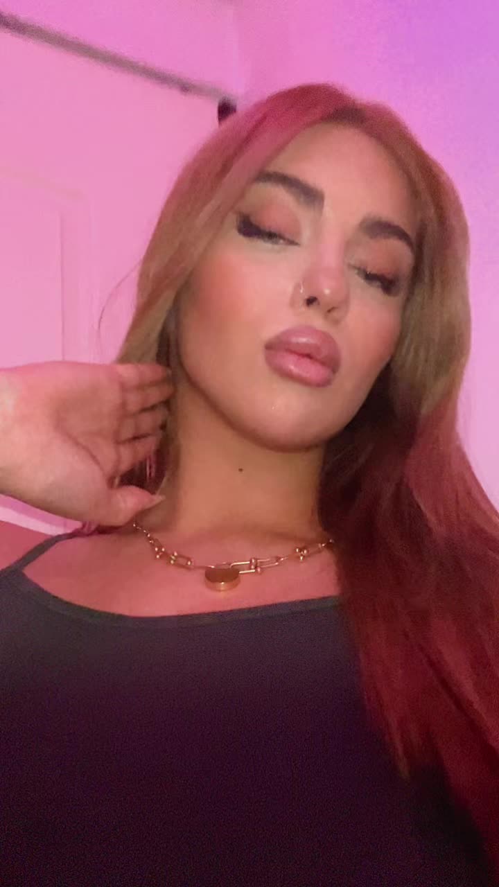 @adrina_heydarii
