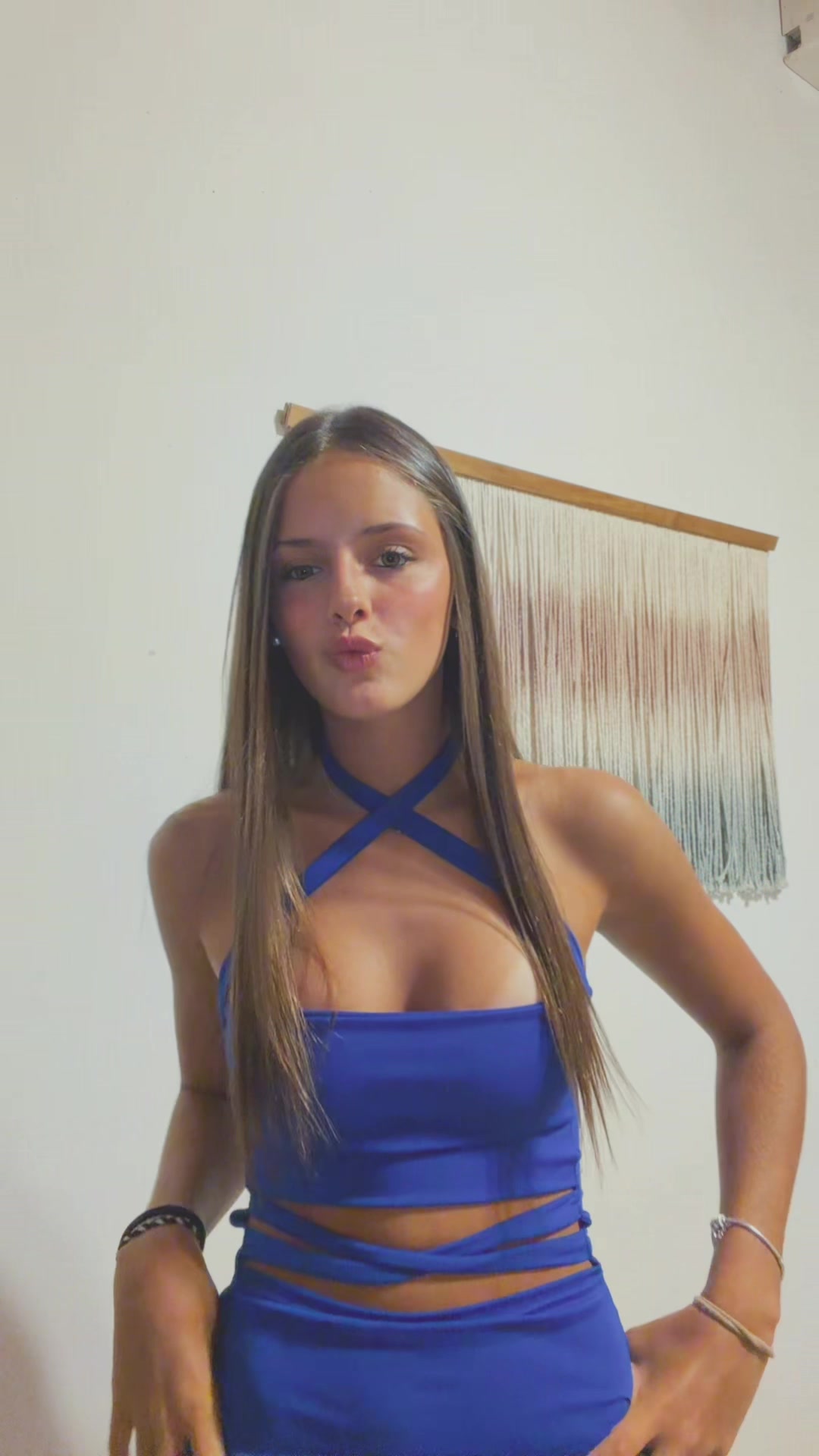 @emm ★