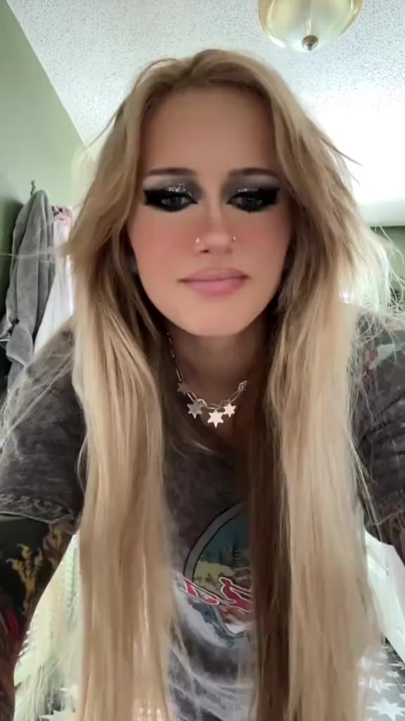 @Alexis XJ