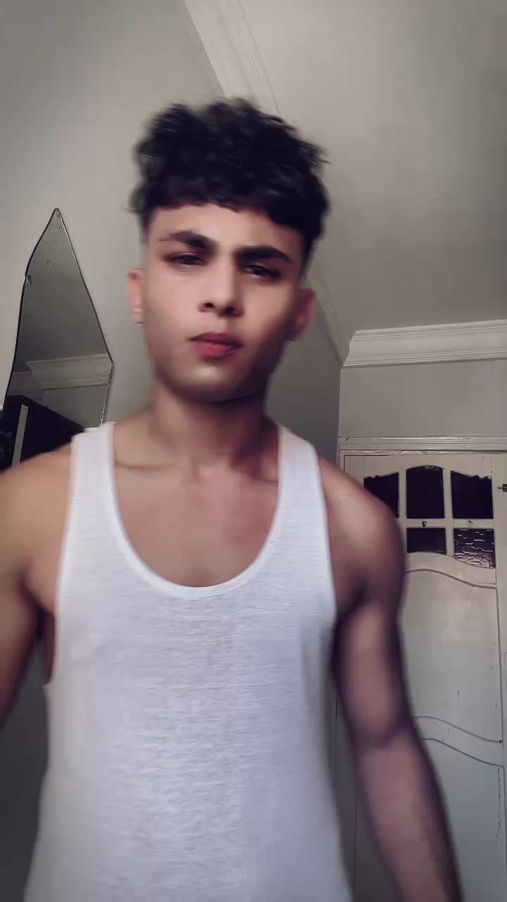 @y_oxs7