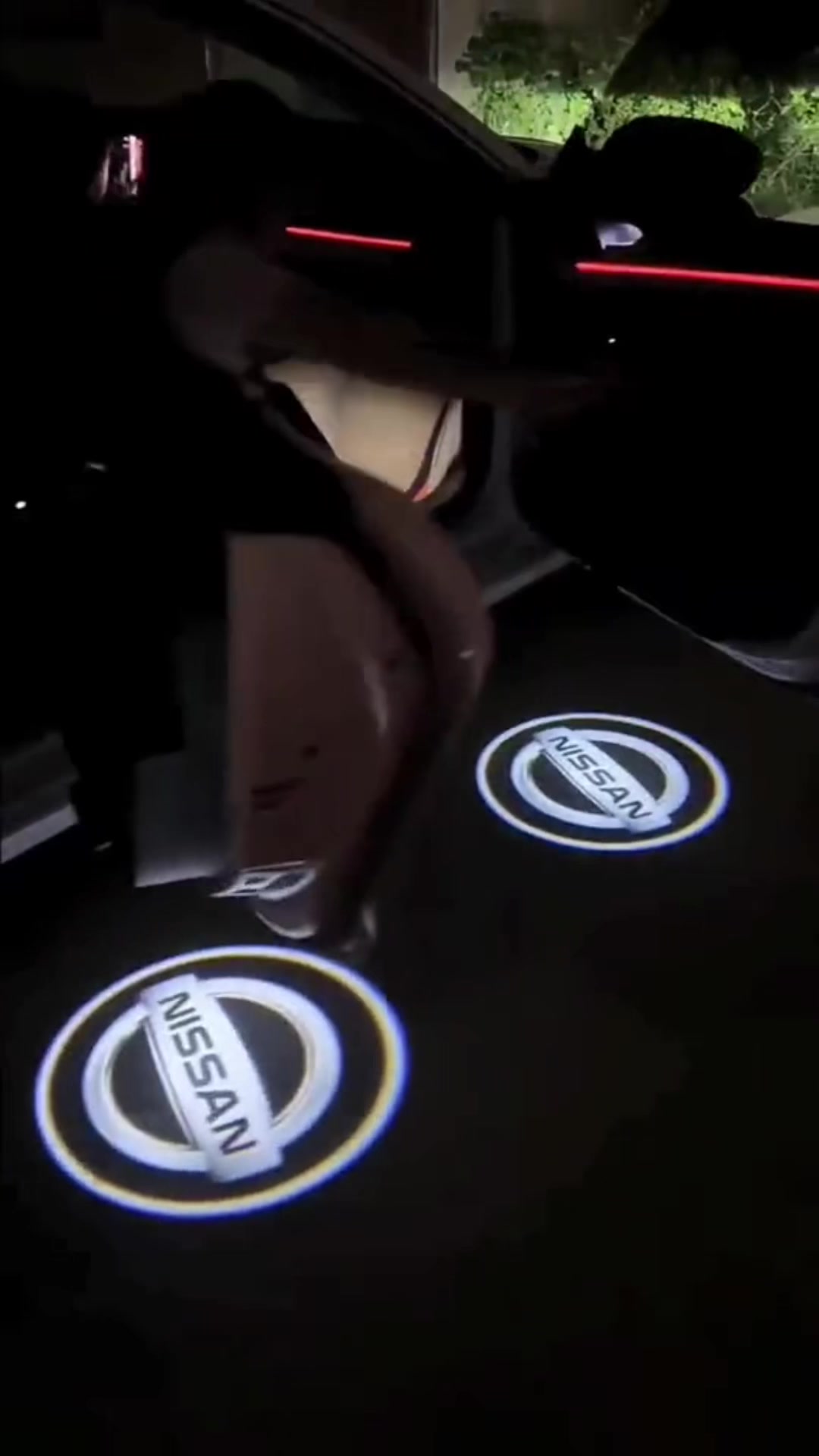 @𝐓𝐎𝐊𝐘𝐎 𝐓𝐎𝐖𝐍