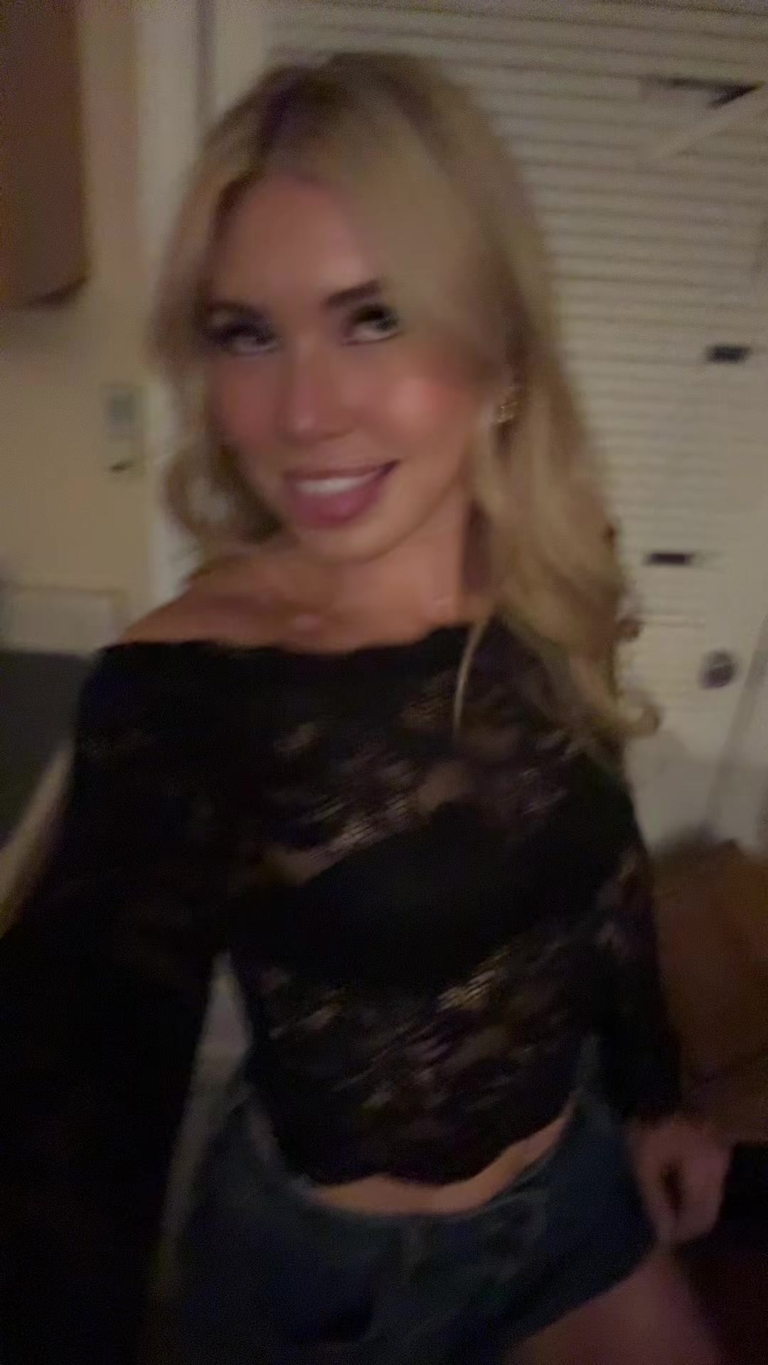 @🦄