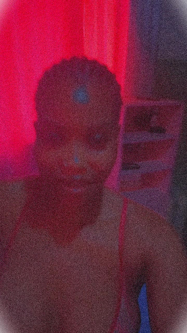 @CHI baby 🥀🌹