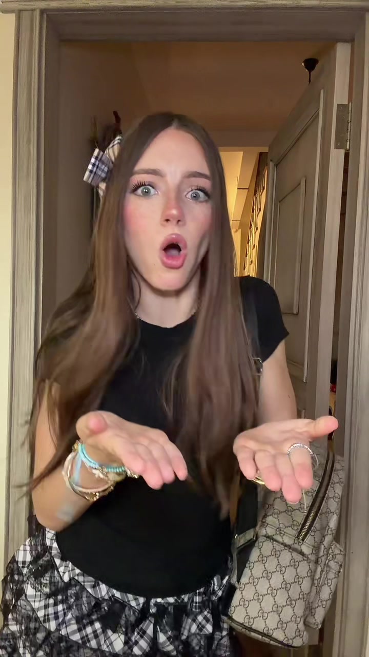 @monclershagirll