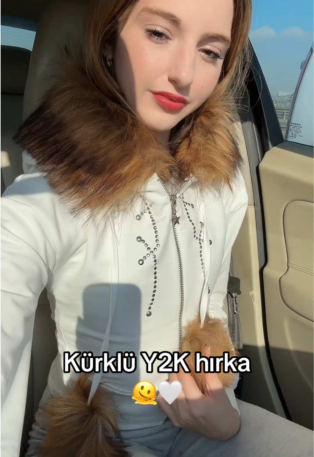 @isramoonstyle