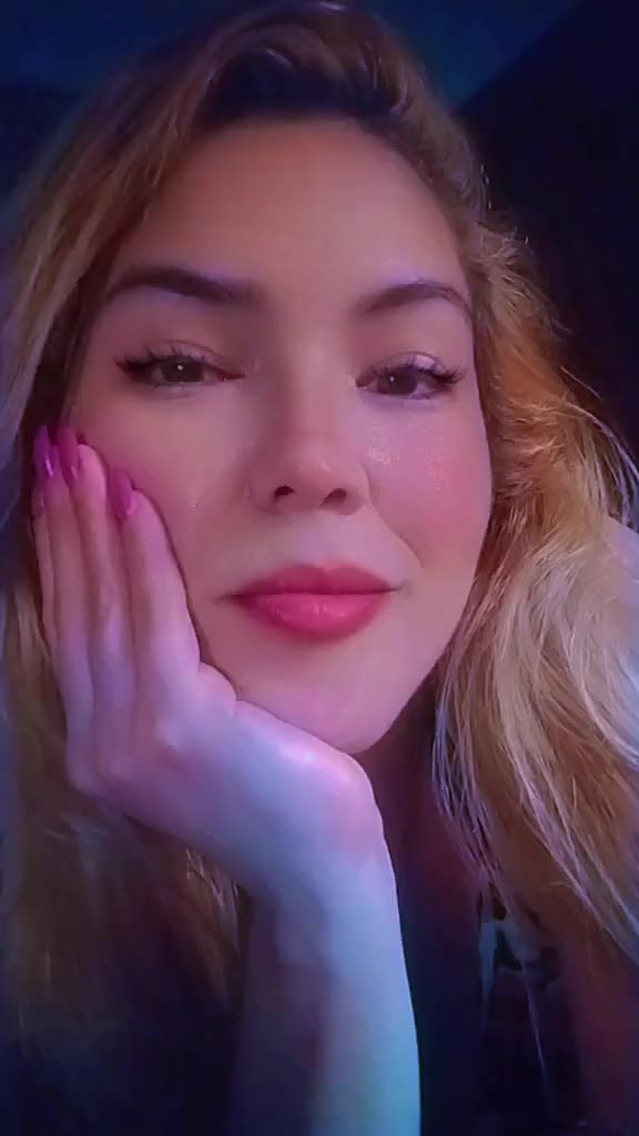 @Ori bella 💋🌹