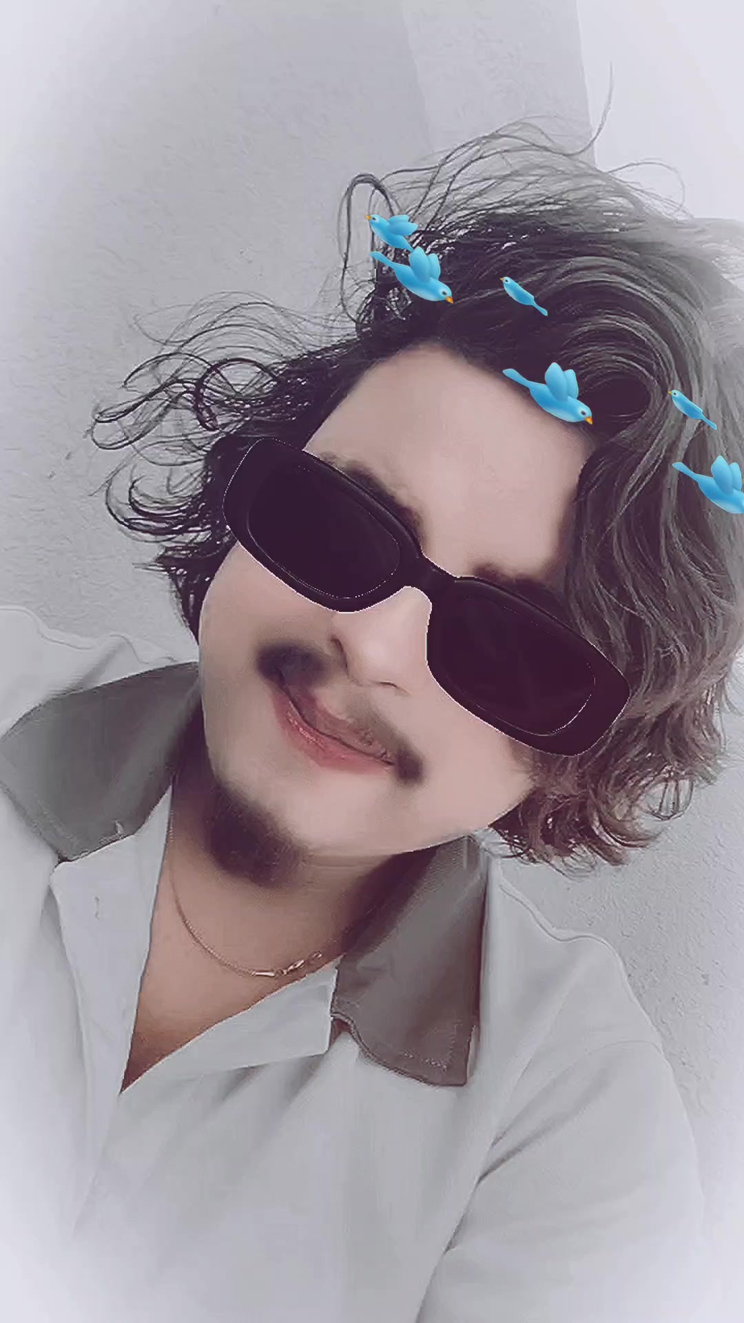 @👁️&zwj;🗨️𝐀 𝐕 𝐈🫠