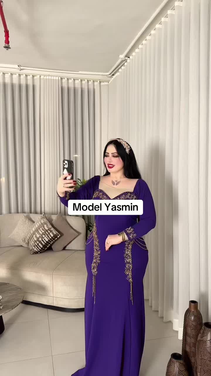 @Model yasmin ๐