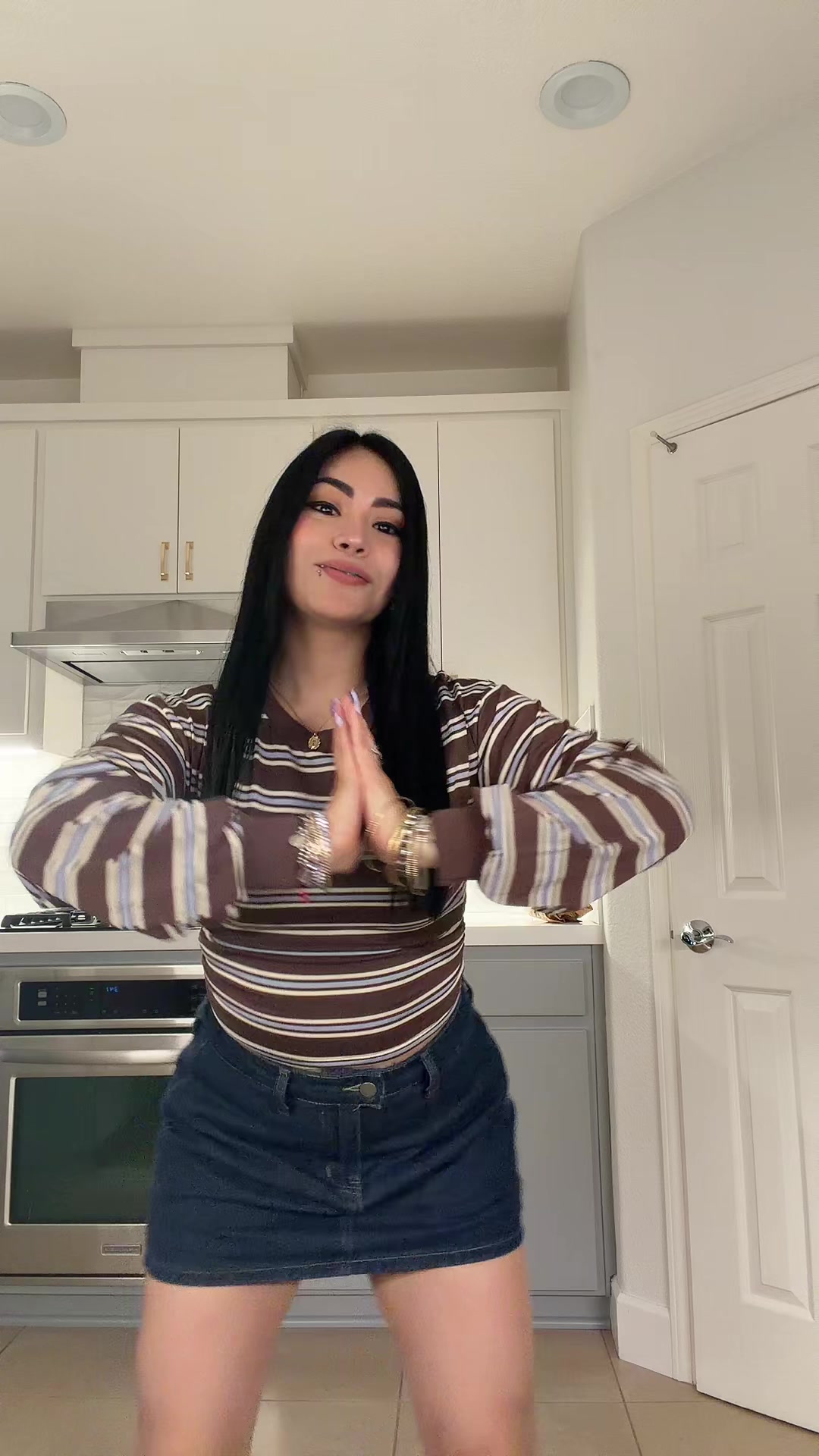 @MiaaaaaaLu