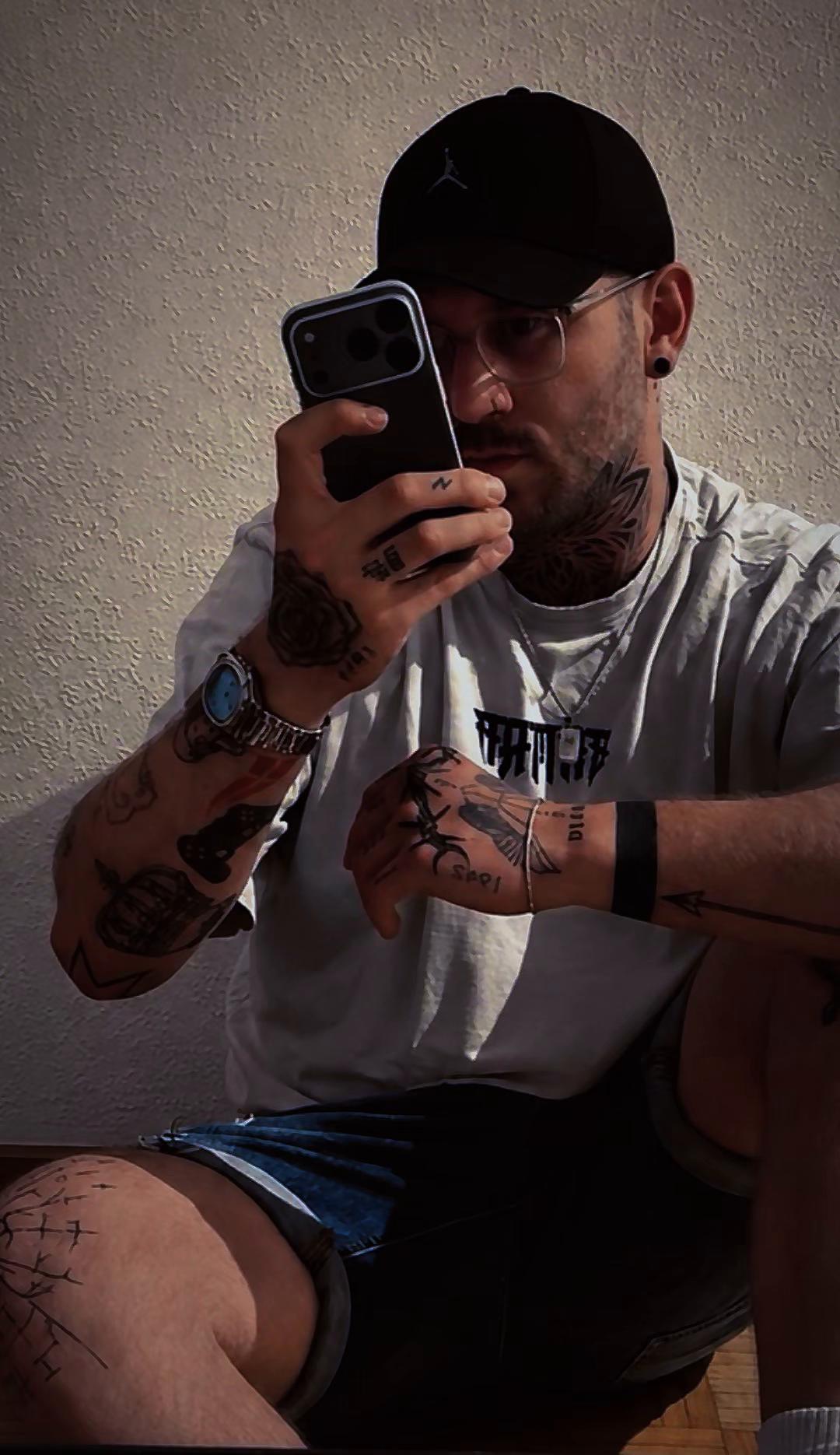 @ᴛʏᴘɪꜱᴄʜꜱᴜɴɴʏ🔆🦭🎧🥵