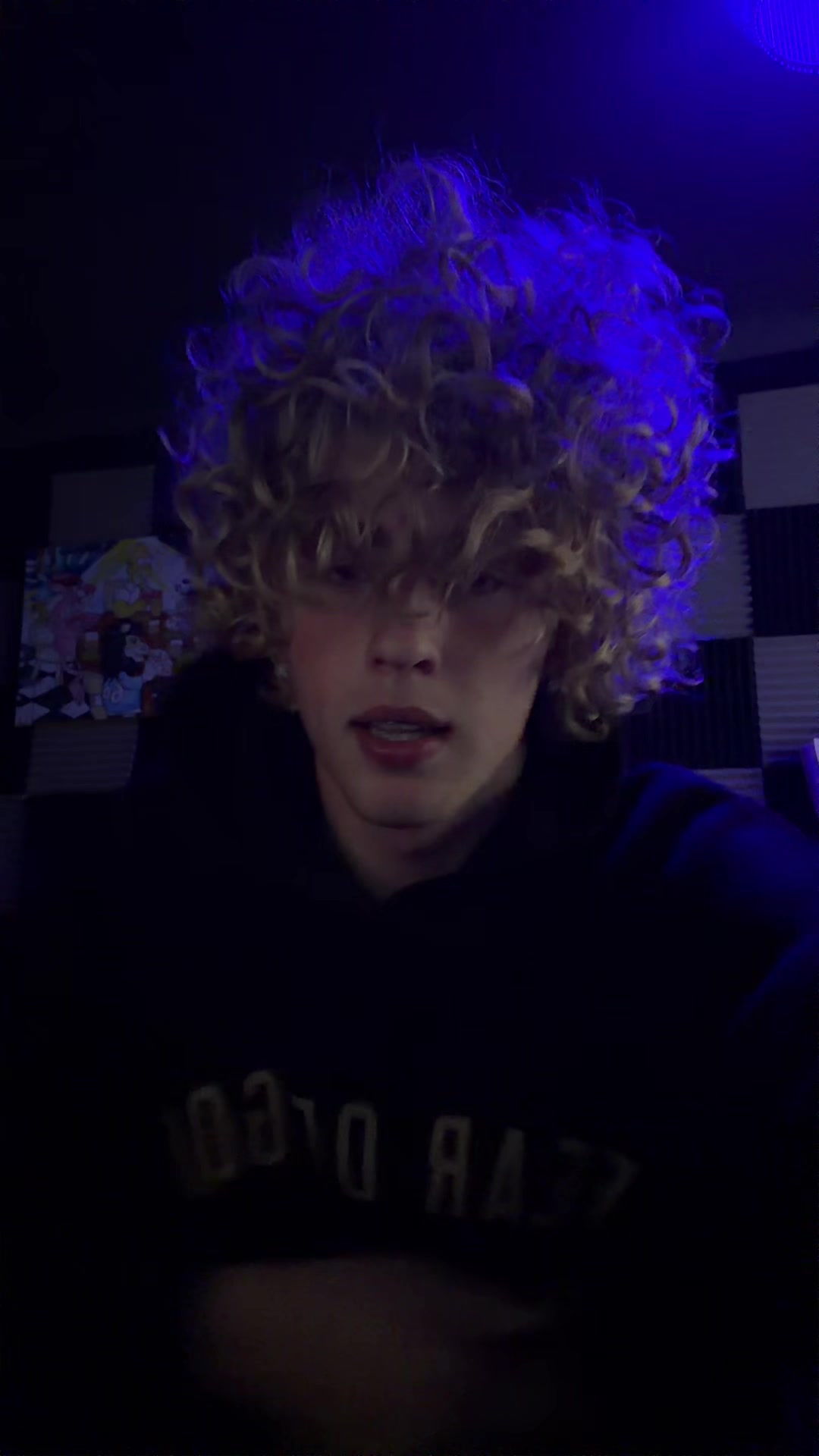 @whiteboi👨🏼🦱