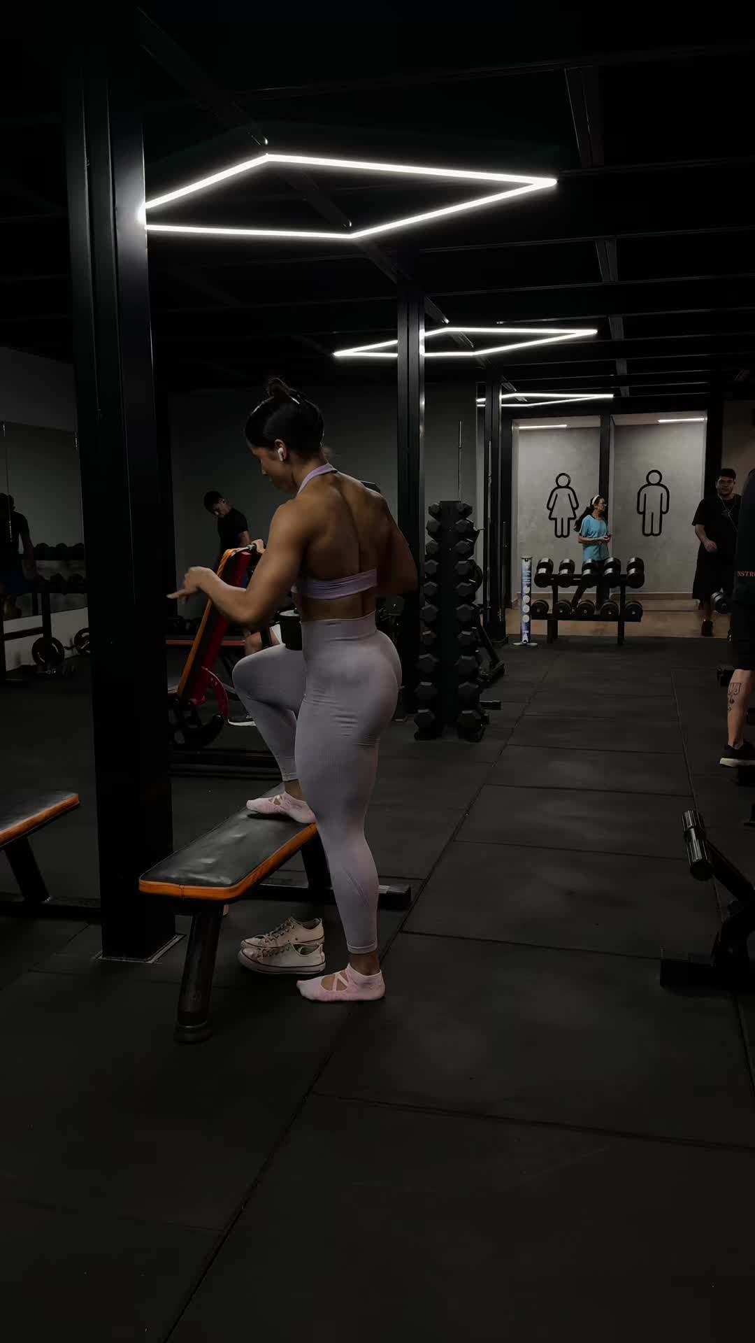 @Tweets to truth (gym)