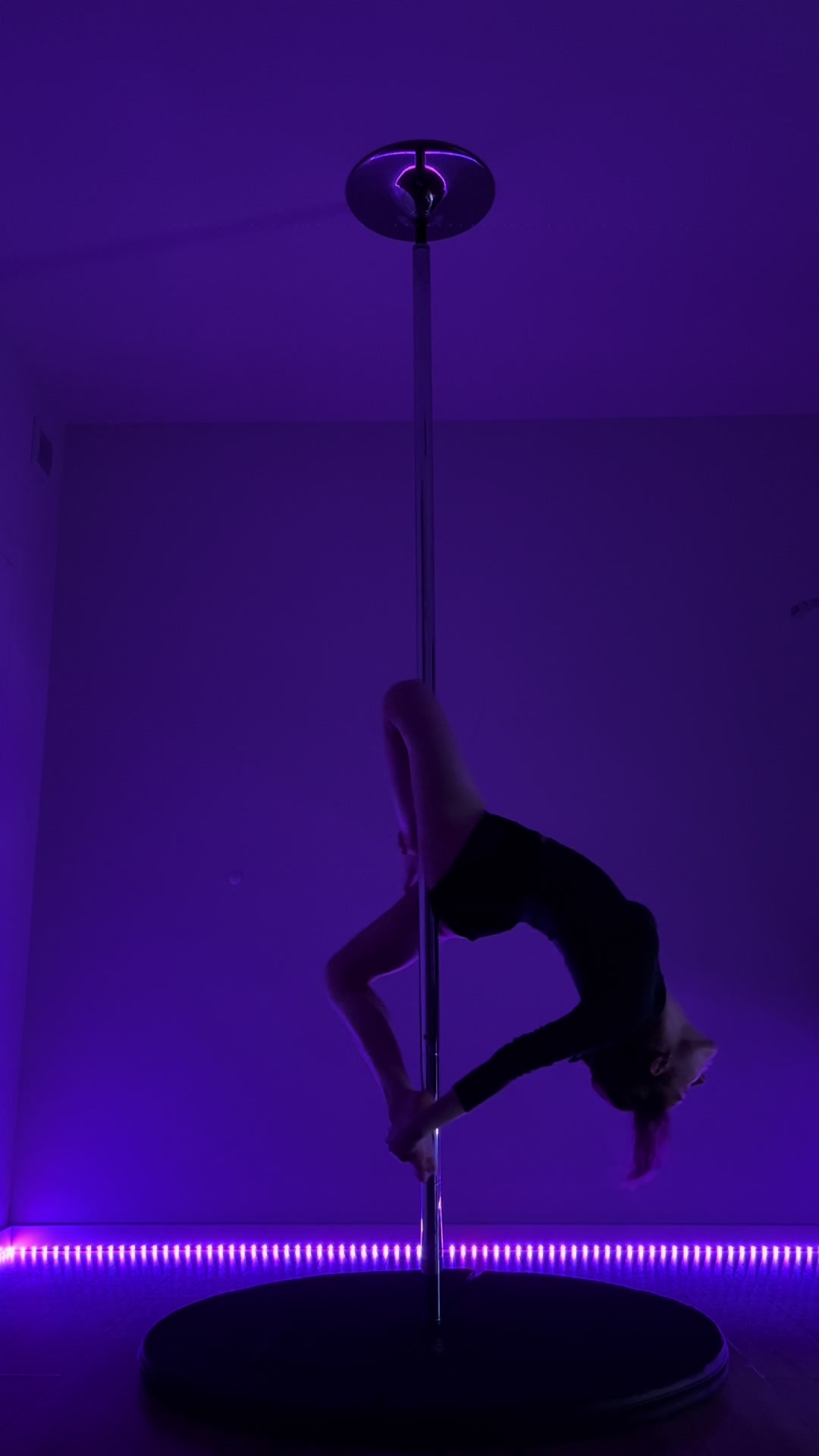 @poledance_xviqen