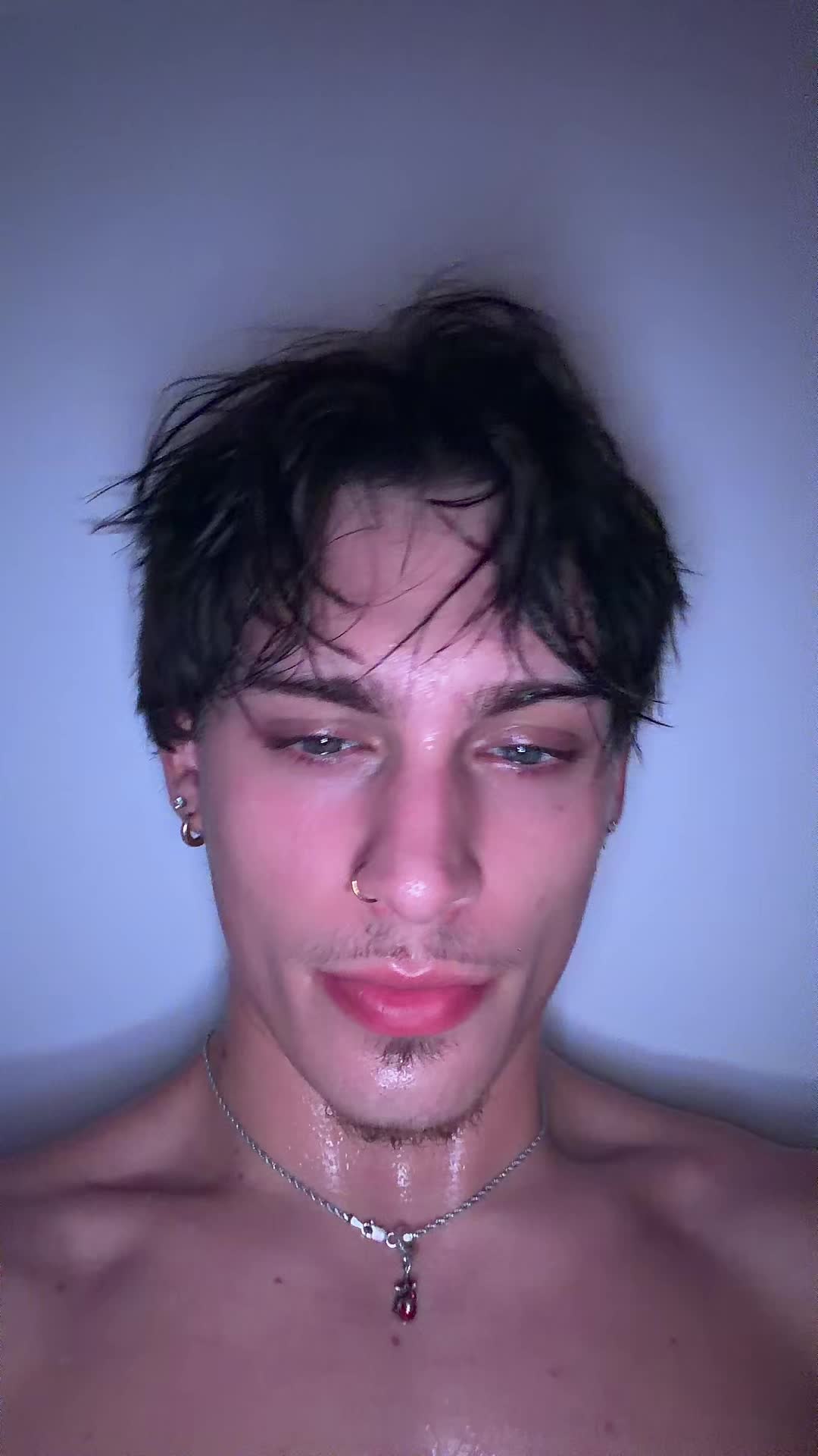 @AUS