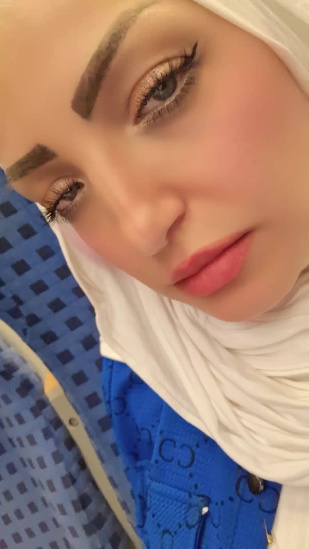 @๐ฉ๐ชRara๐ฉ๐ช
