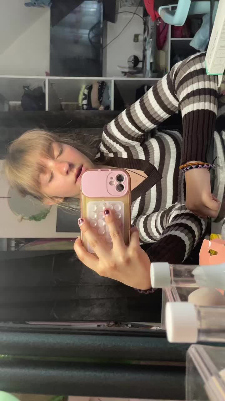 @M.a.&euml;.l_dx 🕸️🫧