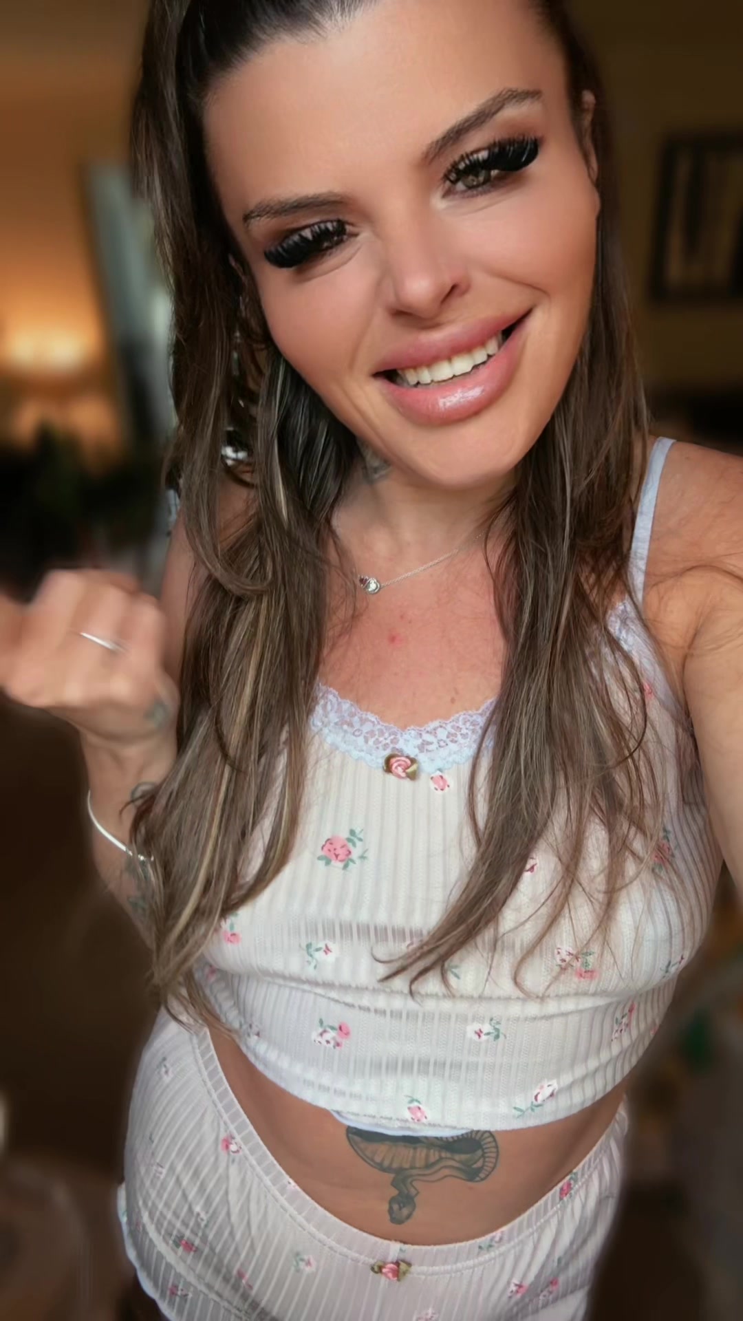@Jessii 👑🤍💫✨