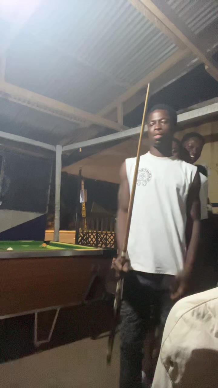 @E-CROSS 🦅🦅🇬🇭