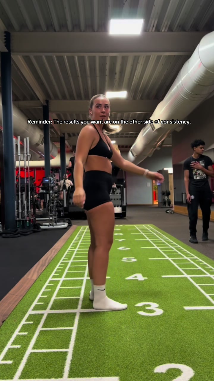 @hayleydenham_fit