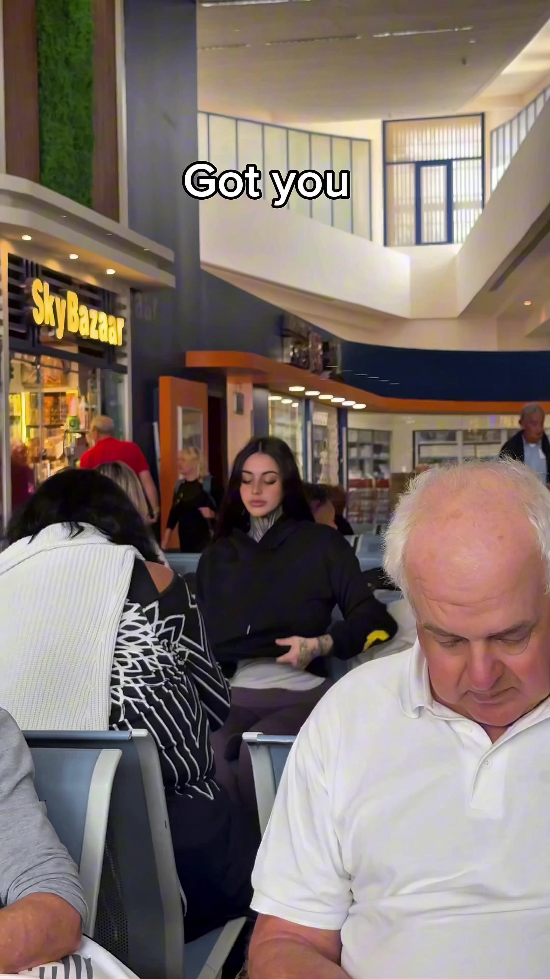 @ELLYS 🤍