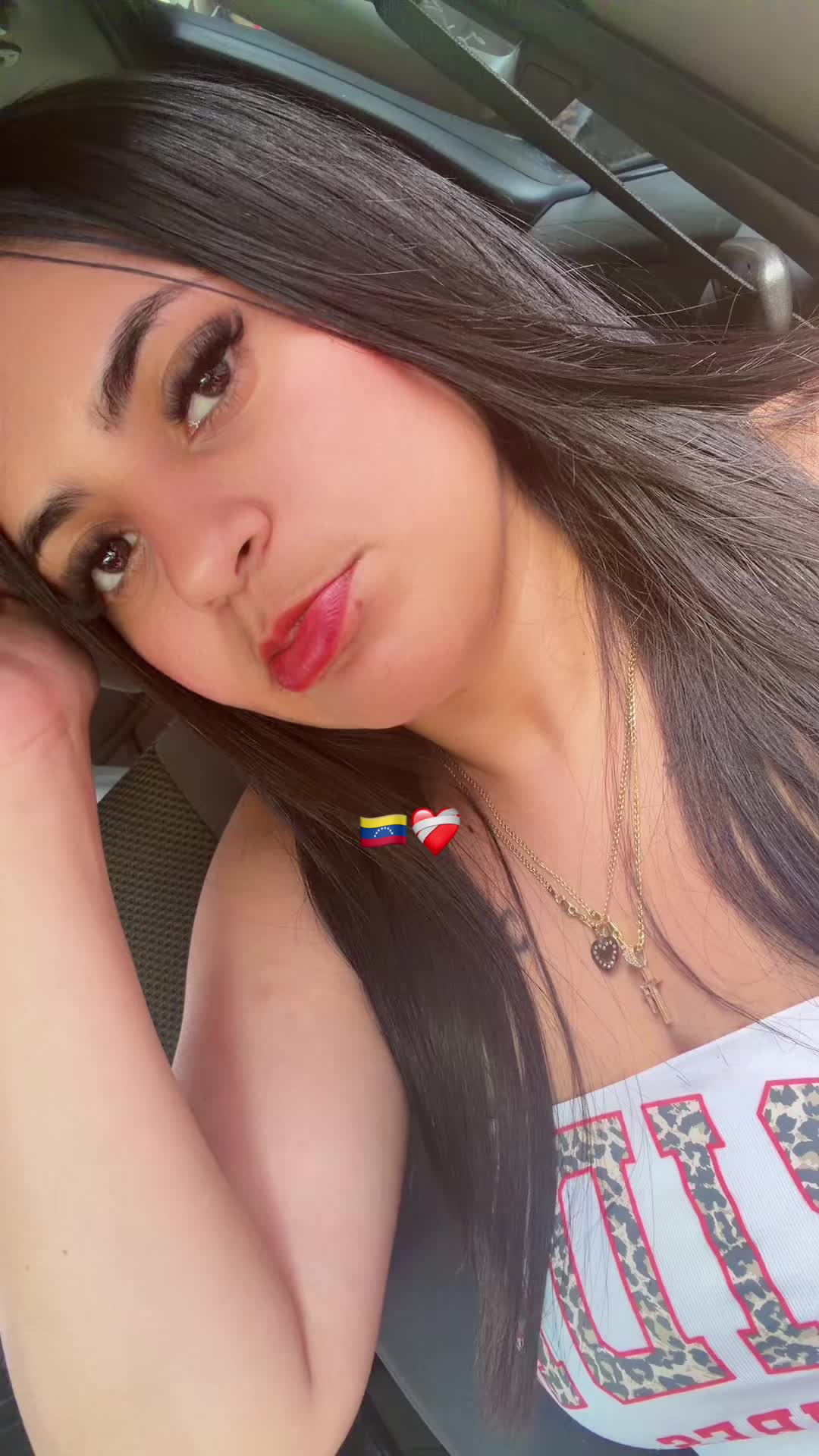 @🐛🦋❤️&zwj;🩹🤞🏼👑💋💄