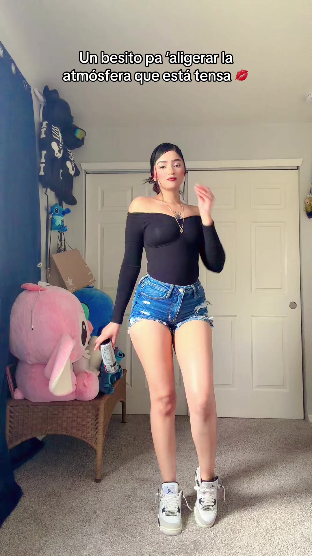 @🫦