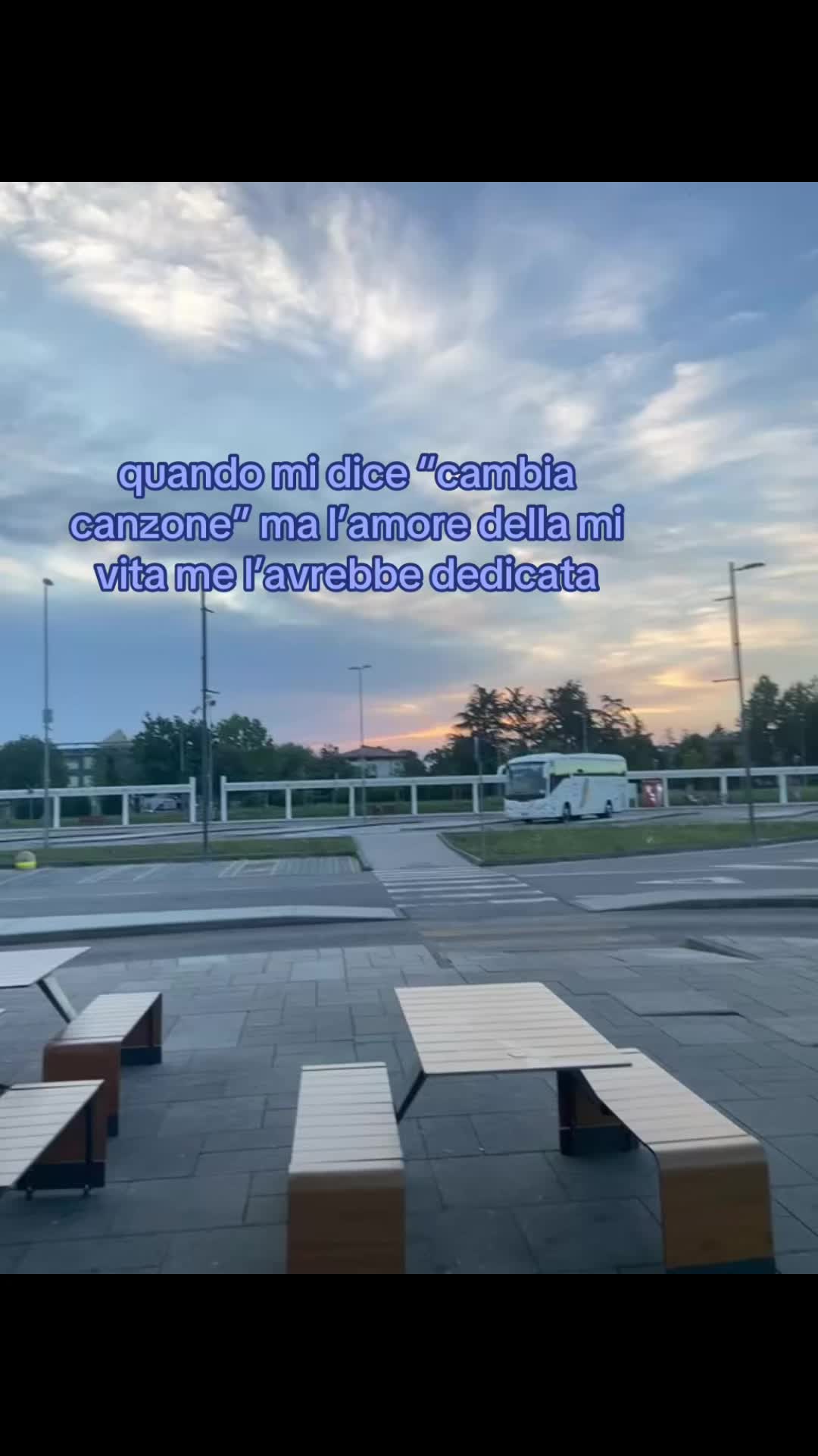 @💫