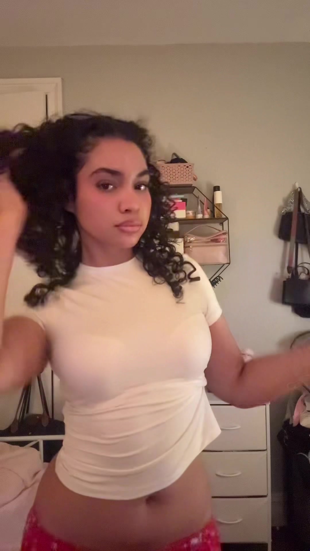@jadorehailey