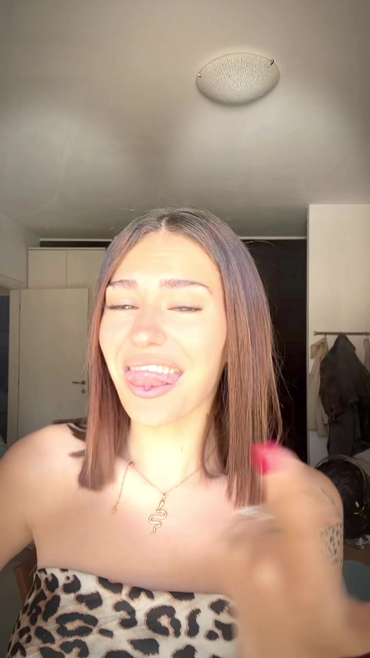 @👸🏻