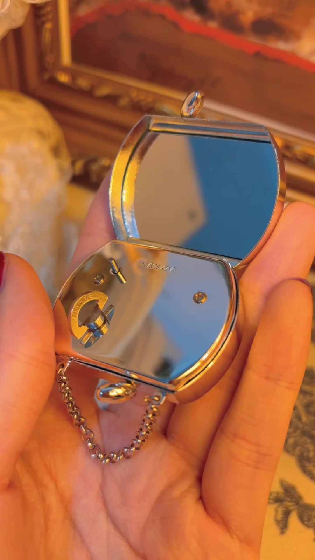 @MusicGifts