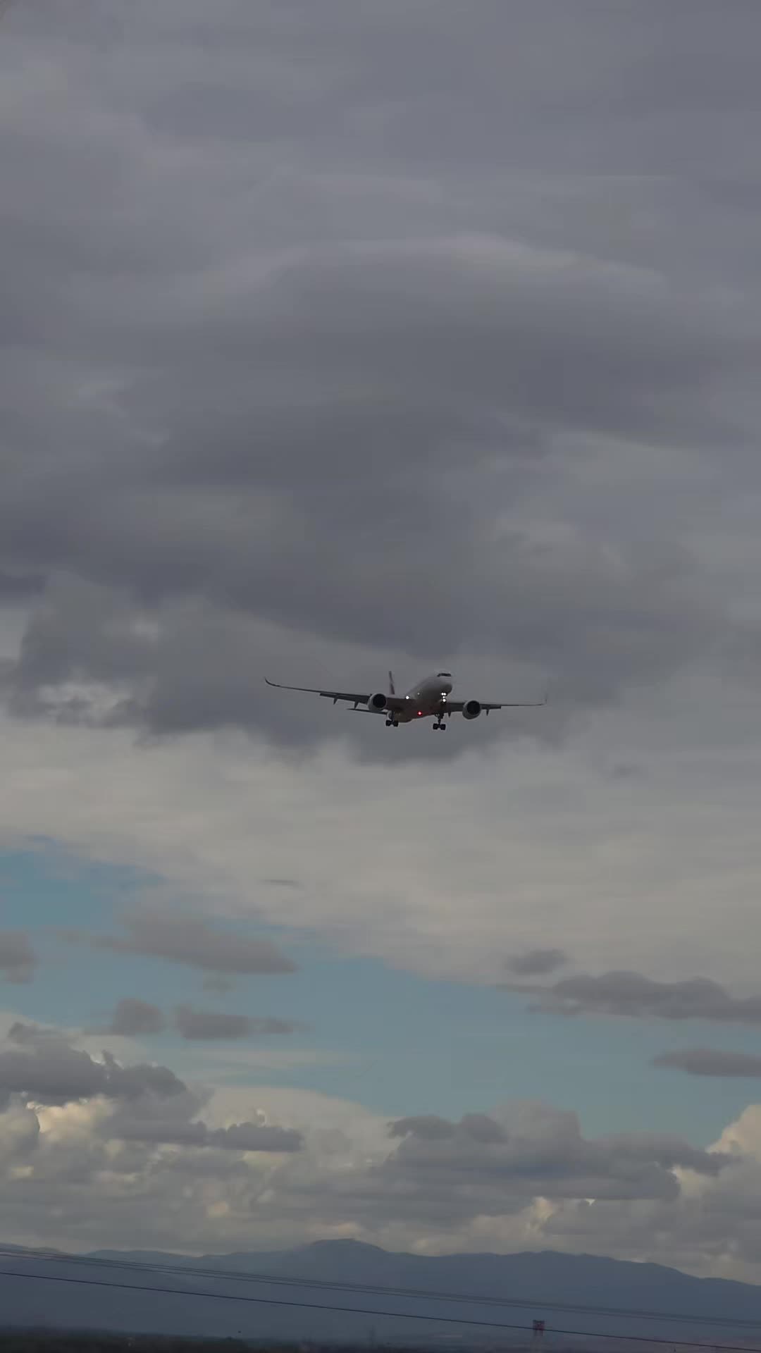 @Aviation-World