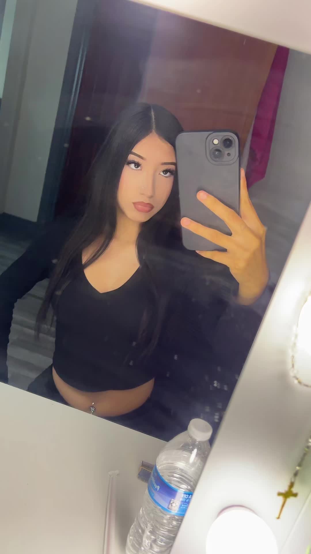 @yourfavlxtinaa