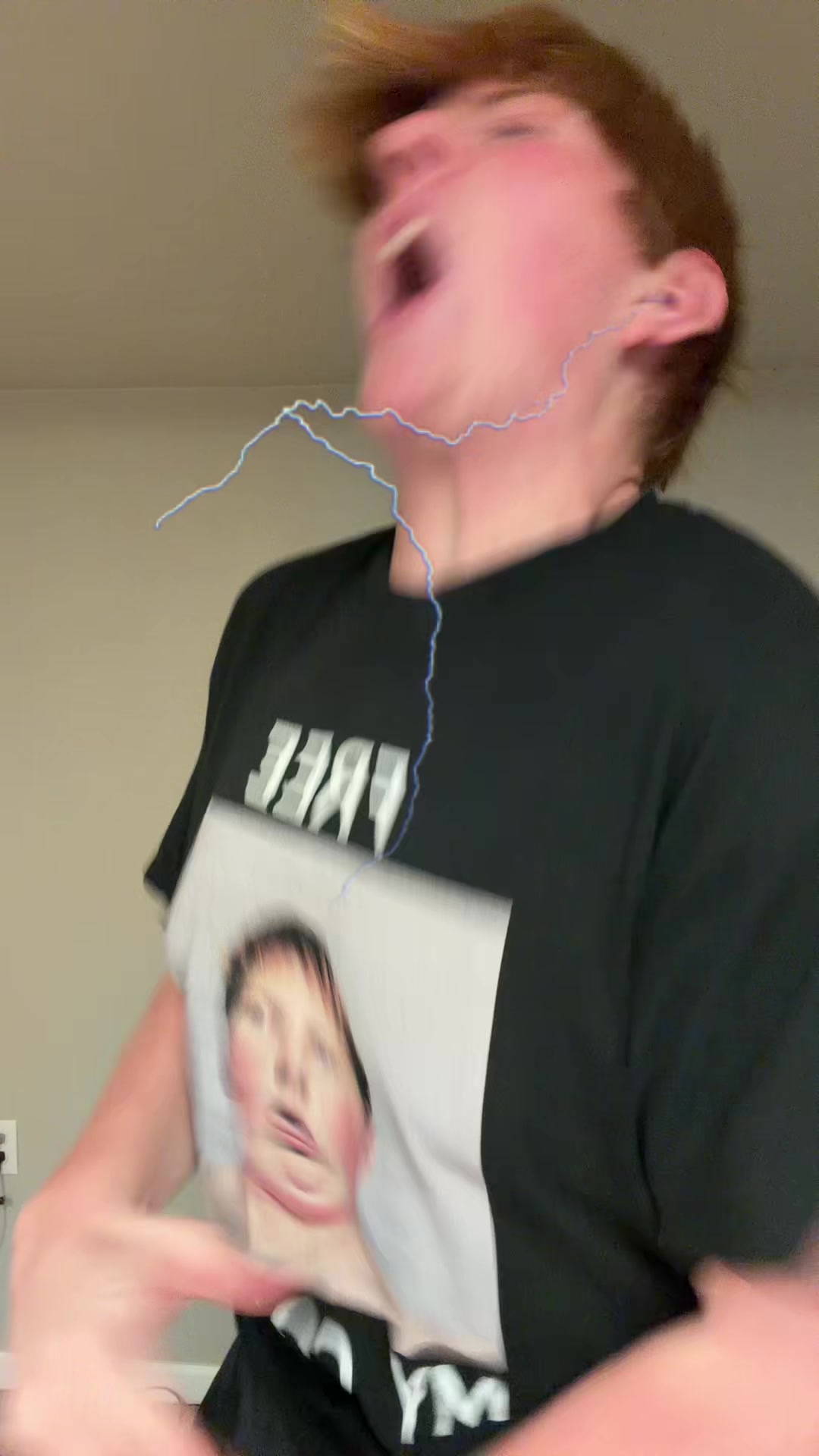 @FreakyAhCousin