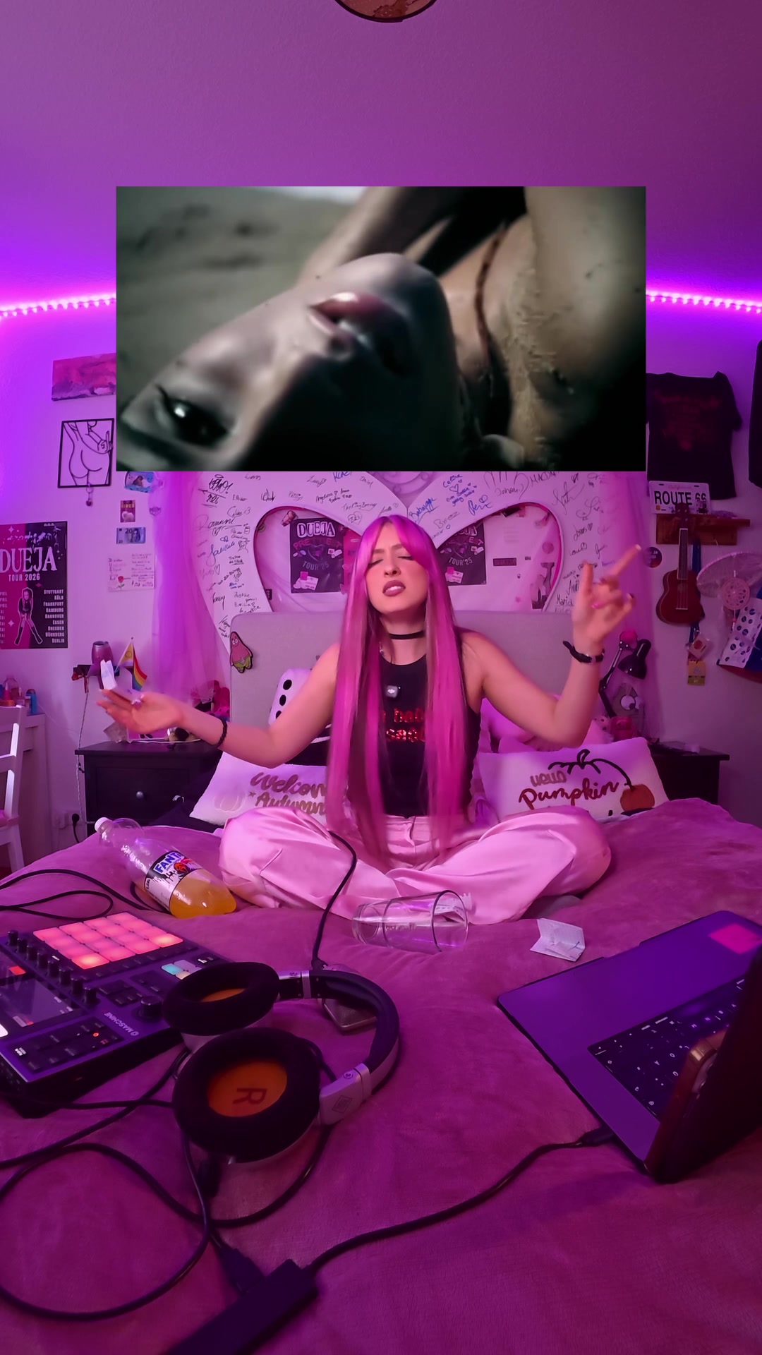 @Dueja