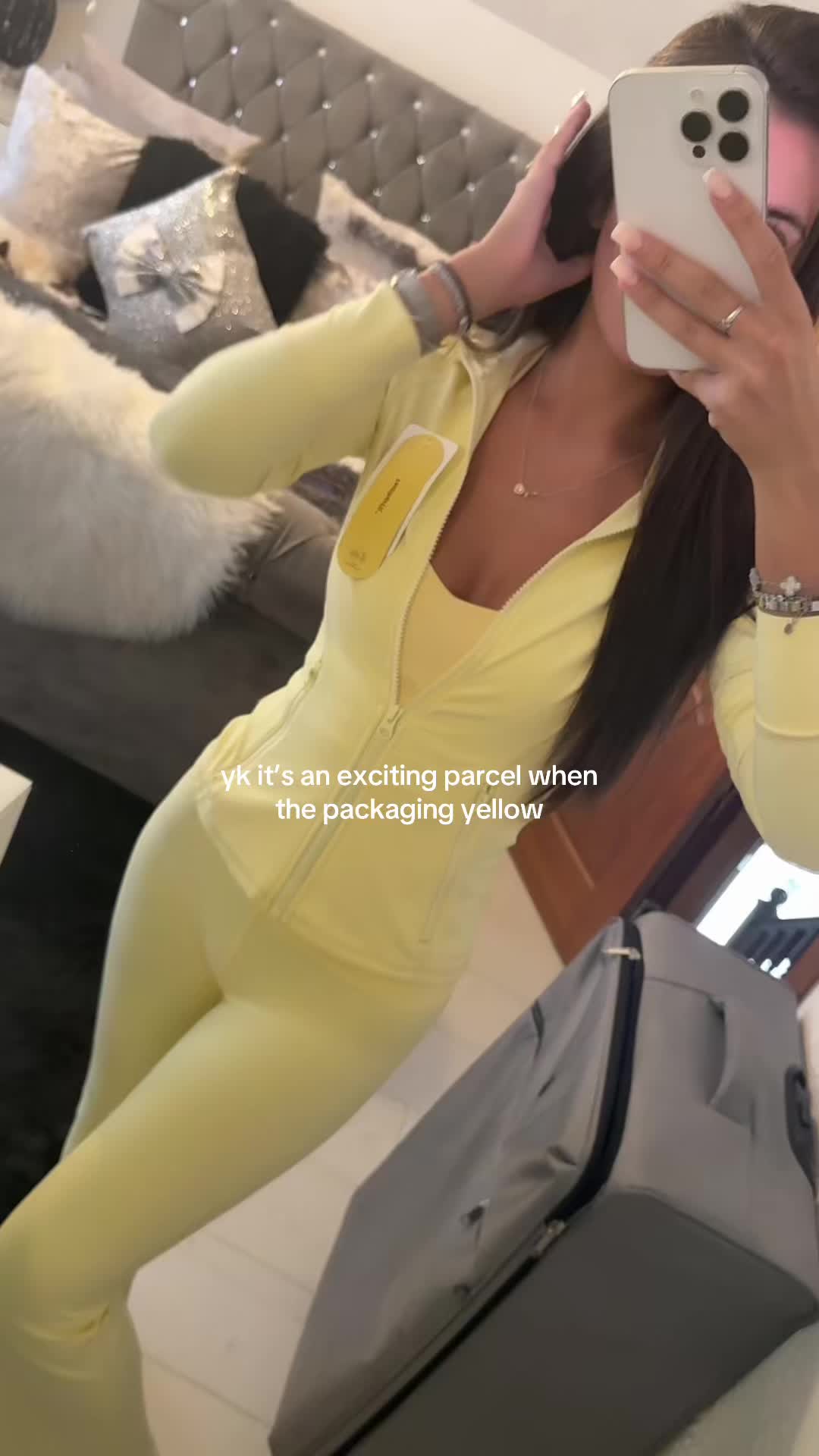 @poppylivingstonex