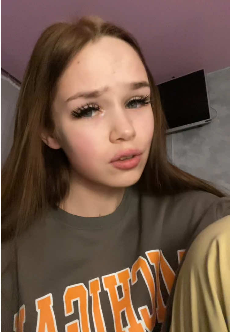 @ника милова