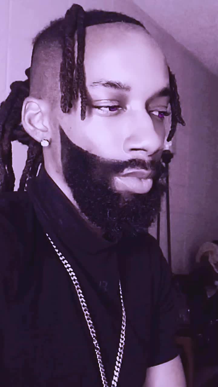 @i m d a n i e l b ت e v a n ss
