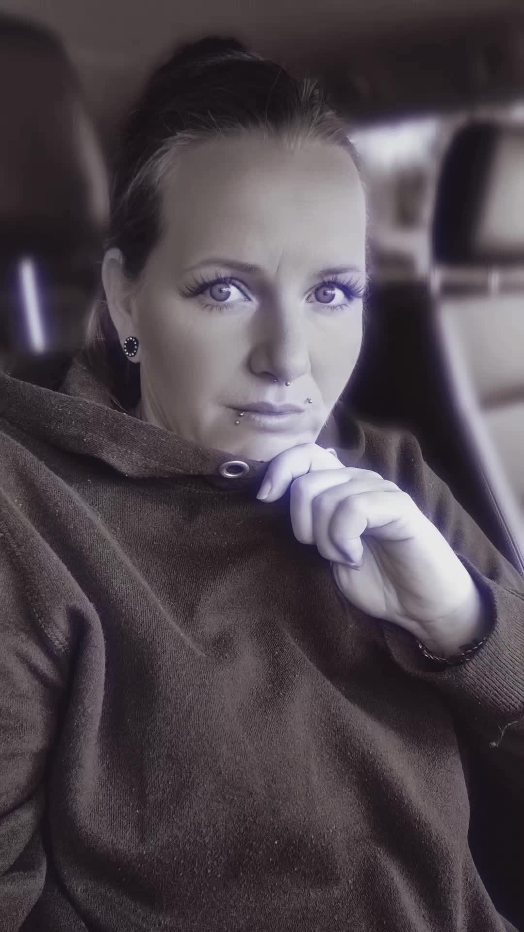 @_De_Nine_