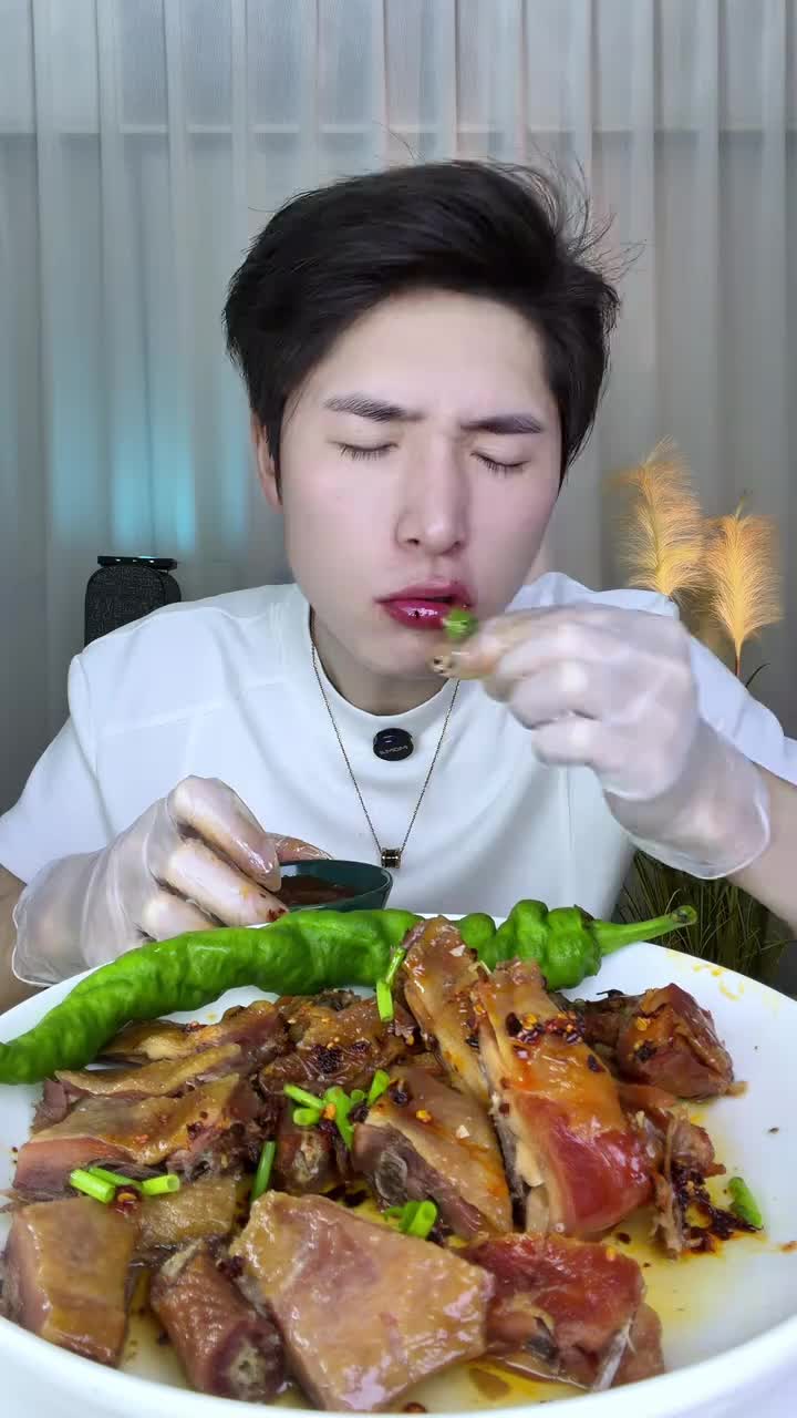@嗨林什么坤🌶️
