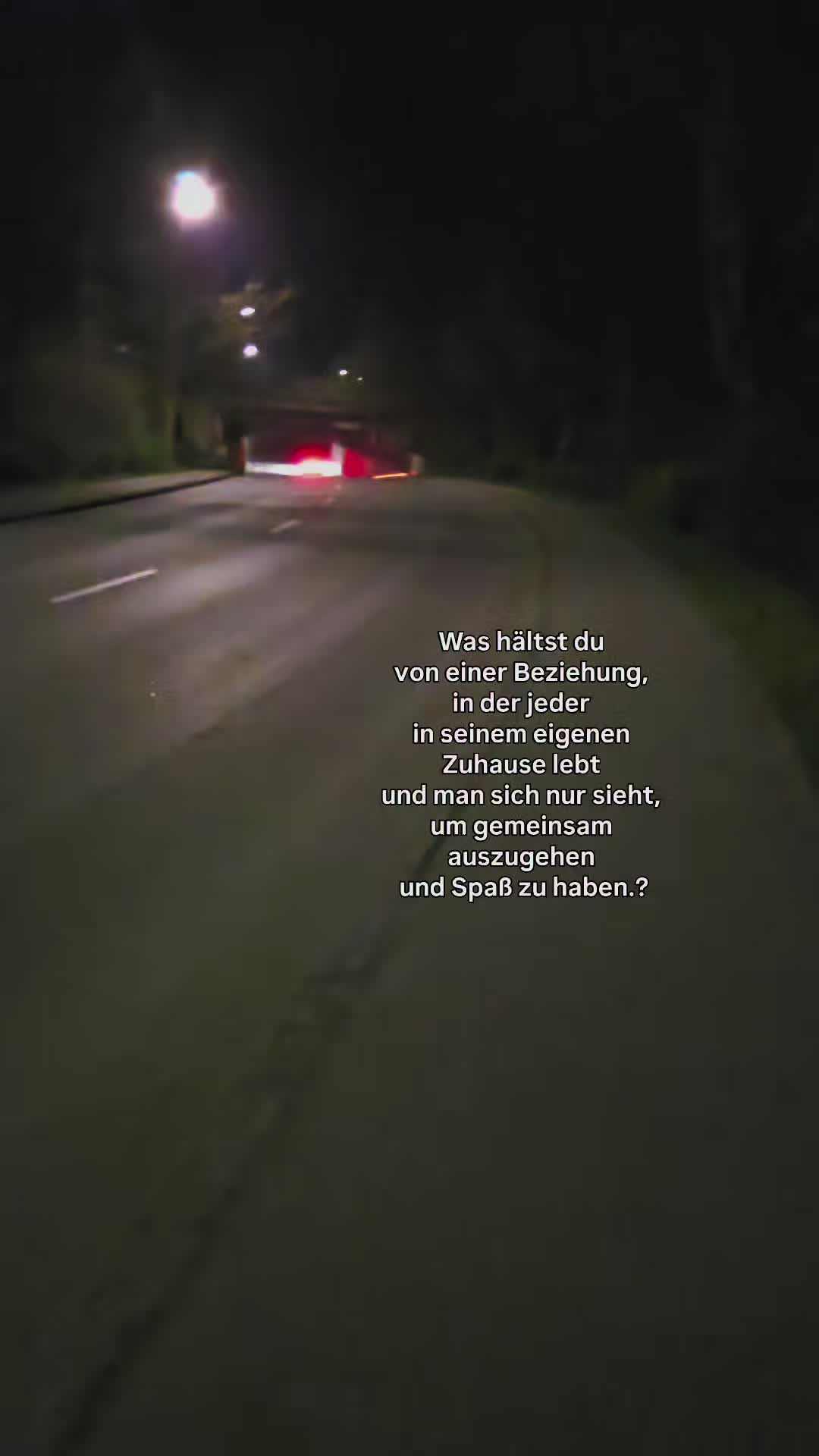 @𝕓𝕖𝕖𝕓𝕚𝕟𝕠𝕨
