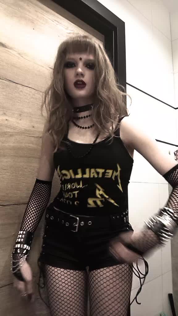 @𝔯𝔬𝔠𝔨 𝔤𝔦𝔯𝔩 🎸⭐
