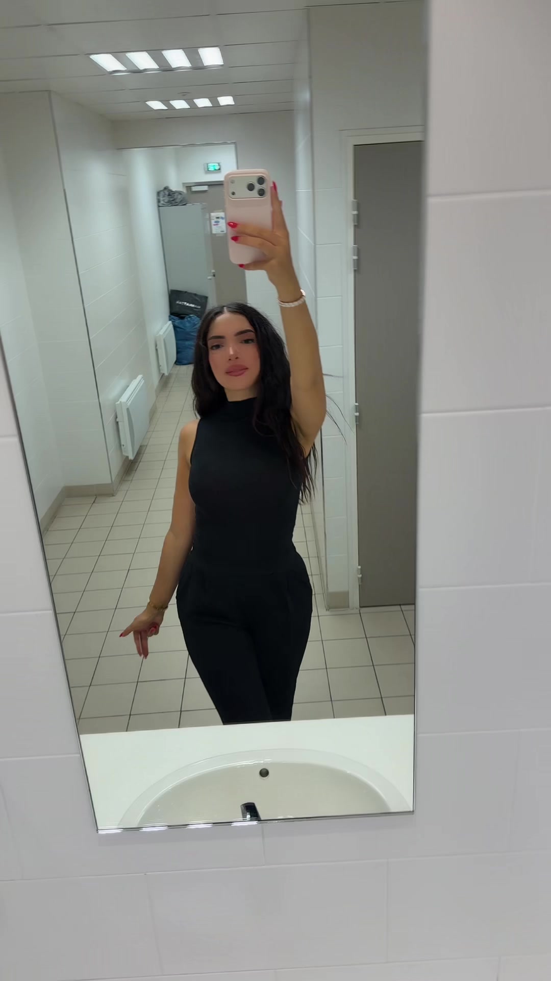 @Mia💎
